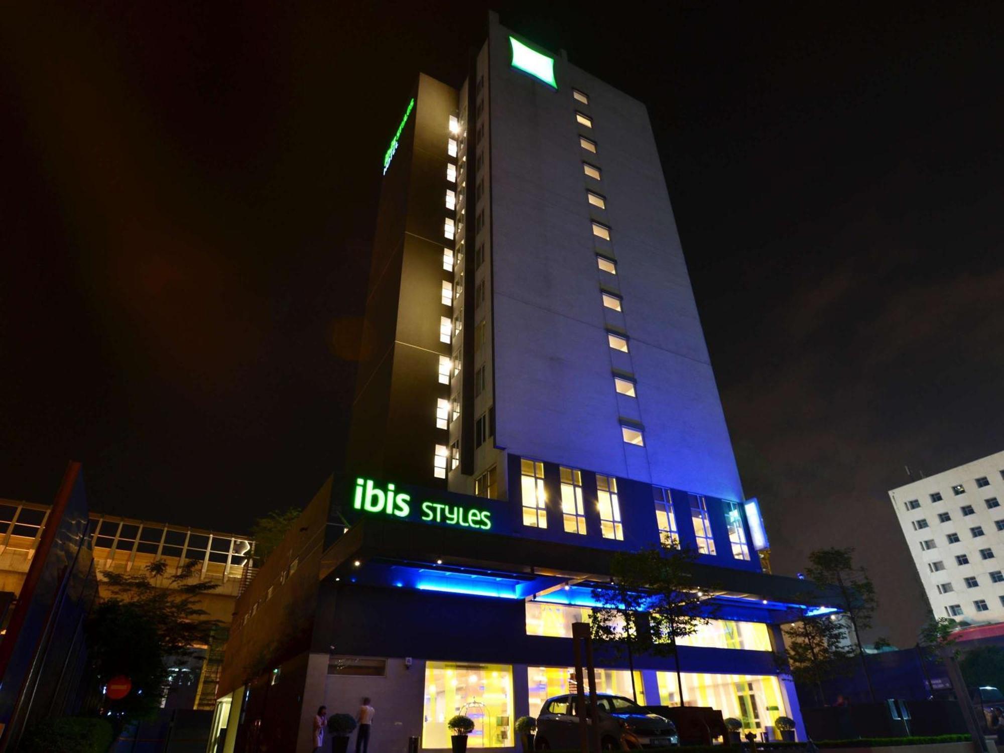 Ibis Styles Kuala Lumpur Sri Damansara Hotel Petaling Jaya Eksteriør billede
