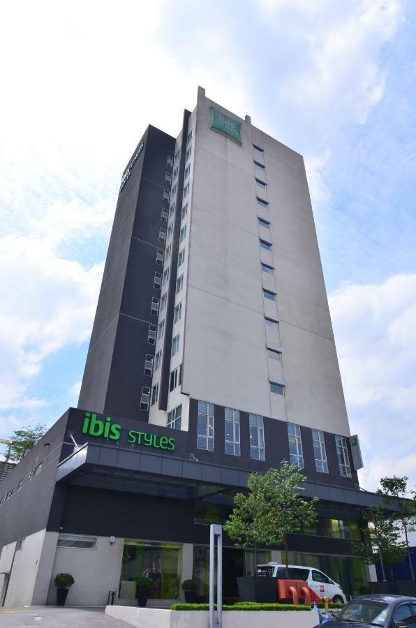 Ibis Styles Kuala Lumpur Sri Damansara Hotel Petaling Jaya Eksteriør billede