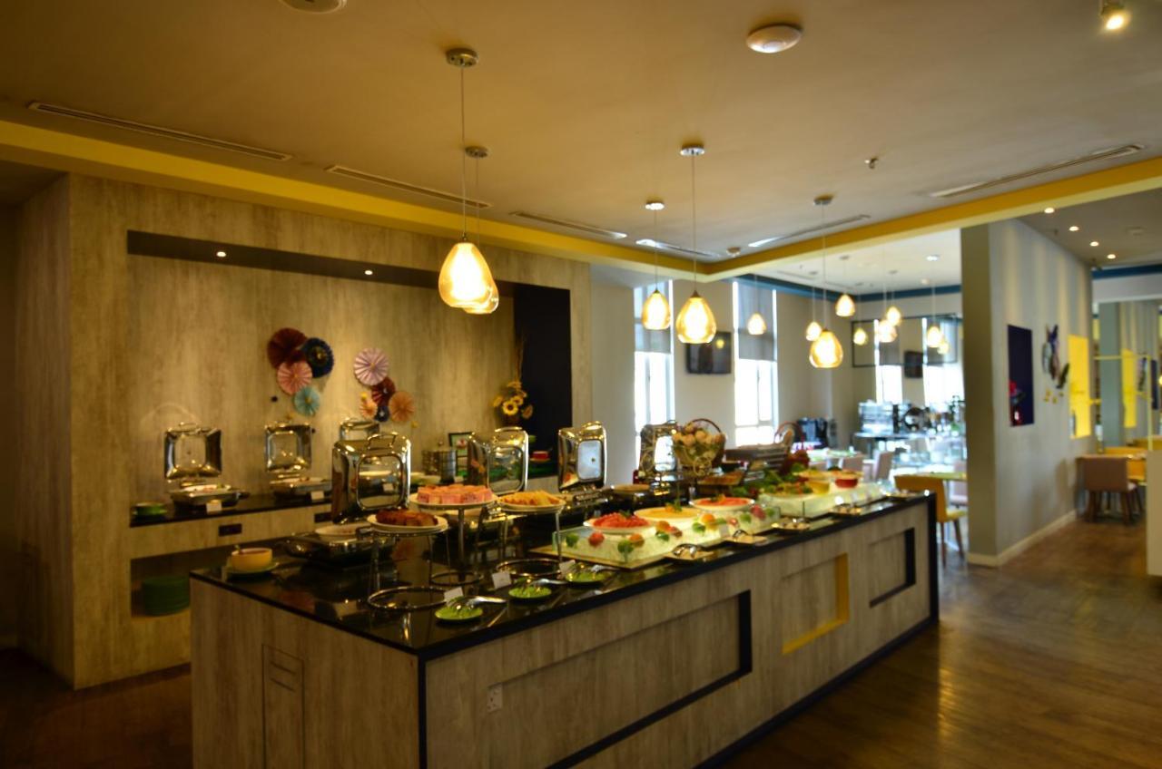 Ibis Styles Kuala Lumpur Sri Damansara Hotel Petaling Jaya Eksteriør billede