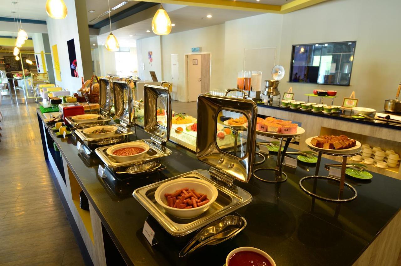 Ibis Styles Kuala Lumpur Sri Damansara Hotel Petaling Jaya Eksteriør billede