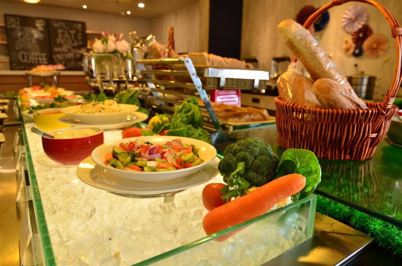 Ibis Styles Kuala Lumpur Sri Damansara Hotel Petaling Jaya Eksteriør billede