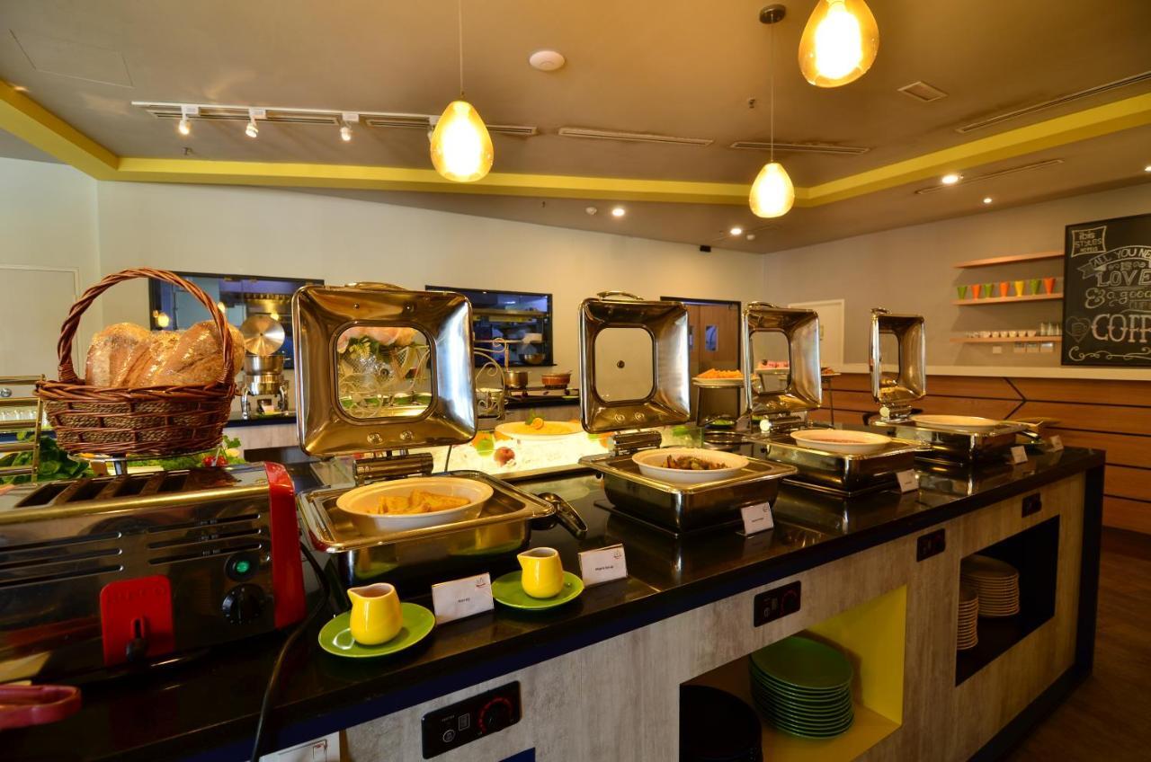 Ibis Styles Kuala Lumpur Sri Damansara Hotel Petaling Jaya Eksteriør billede