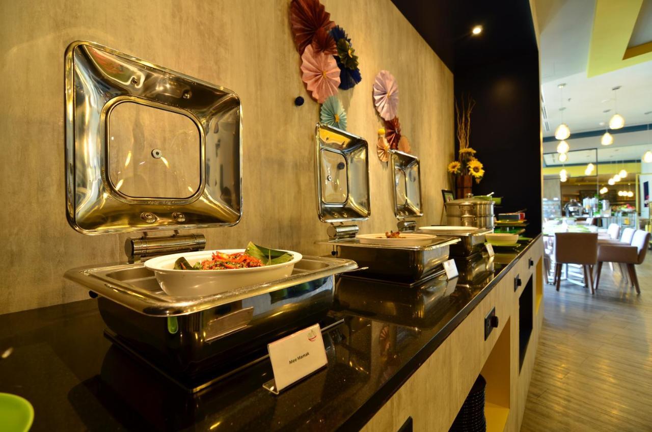 Ibis Styles Kuala Lumpur Sri Damansara Hotel Petaling Jaya Eksteriør billede